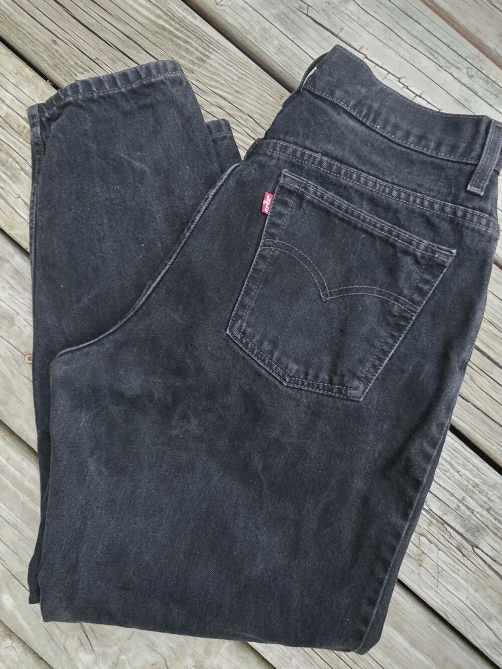 Vintage Y2K Levi's 550 Relaxed Fit 16S Black Jeans
